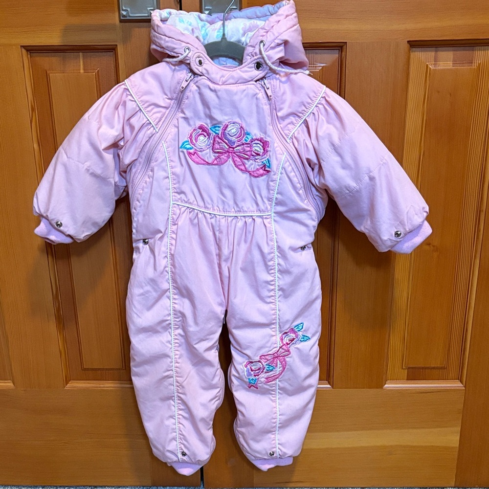 LIKE NEW RARE VINTAGE Climate Control 24 Months Pink Embroidered Bows Snowsuit